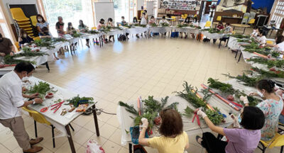 PHOTOS OF COMLINK WORKSHOP — FLOWER ARRANGEMENT